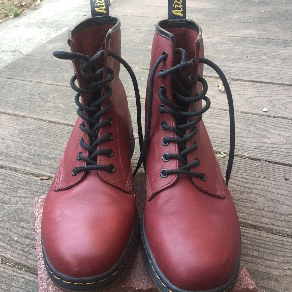 Unisex Dr. Martens Newton boots in cherry red